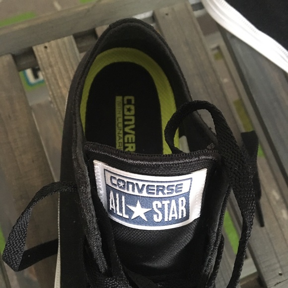 Converse “Chuck Taylors ll” - Picture 3 of 7